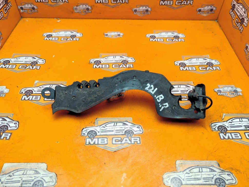 Уплотнитель моторного отсека MERCEDES-BENZ S-класс W221 (2005 - 2009) фото 1 &mdash; Разборка Мерседес