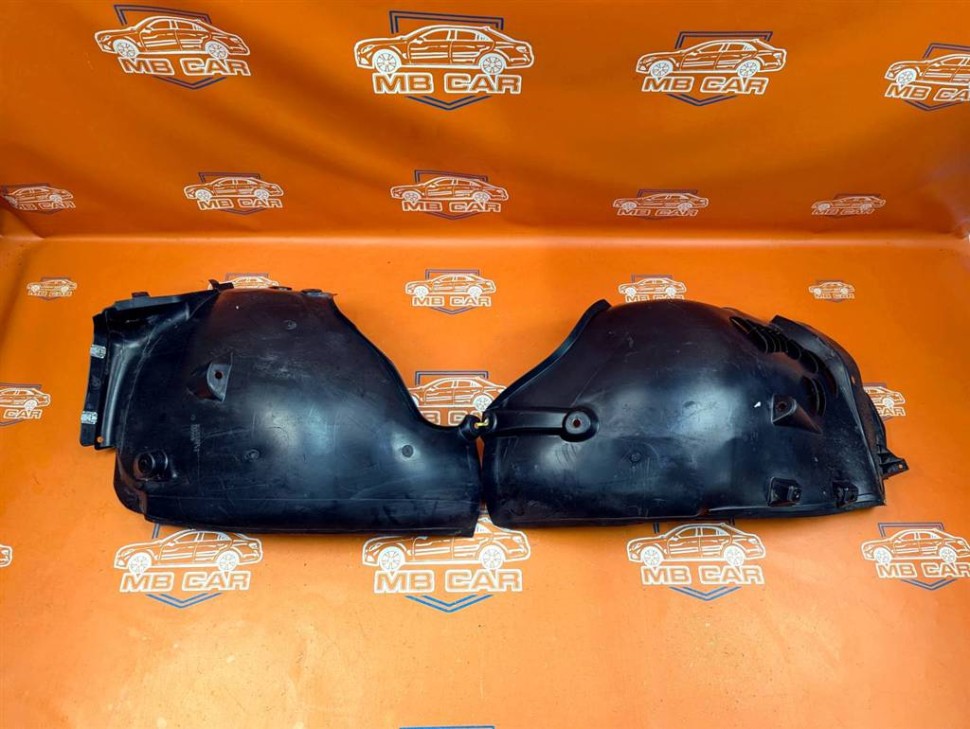 Подкрылок передний правый MERCEDES-BENZ E-класс W211/S211 (2002 - 2006) фото 1 &mdash; Разборка Мерседес