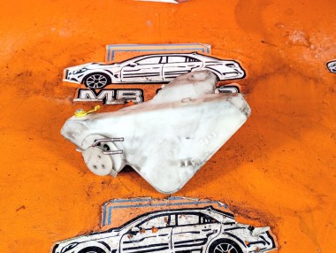 Бачок омывателя MERCEDES-BENZ A-класс W168 рестайлинг (2001 - 2004) A 170 1.7 AT (95 л.с.) &mdash; Разборка Мерседес