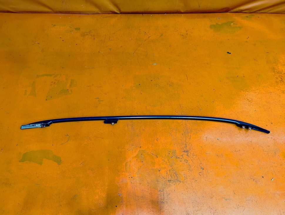 Рейлинги MERCEDES-BENZ C-класс W204/S204 (2006 - 2011) фото 1 — Разборка Мерседес