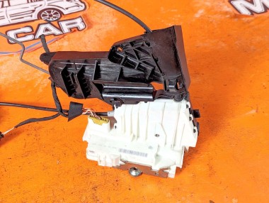 Замок двери задней правой MERCEDES-BENZ M-класс W164 рестайлинг (2008 - 2011) &mdash; Разборка Мерседес