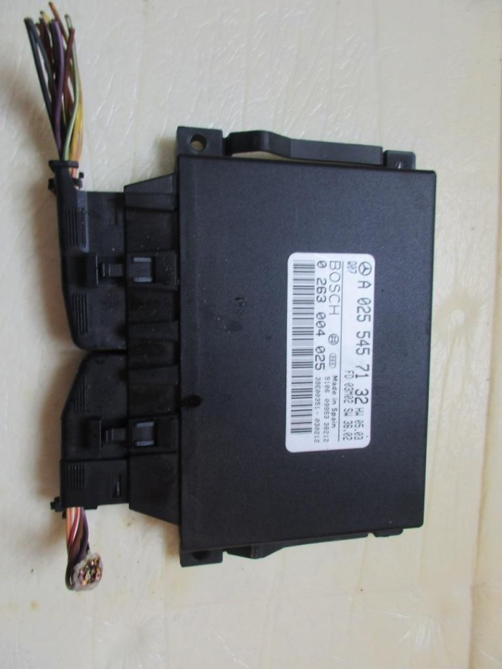 Блок парктроников MERCEDES-BENZ E-класс W211/S211 (2002 - 2006) фото 1 — Разборка Мерседес