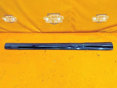 Порог пластиковый правый MERCEDES-BENZ C-класс W204/S204 (2006 - 2011) — Разборка Мерседес