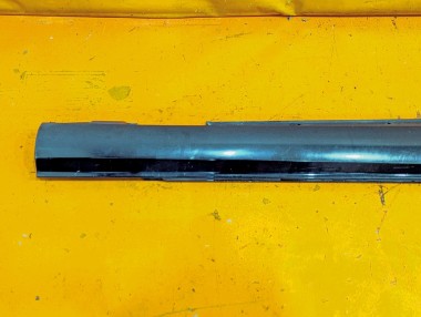 Порог пластиковый правый MERCEDES-BENZ C-класс W204/S204 (2006 - 2011) — Разборка Мерседес