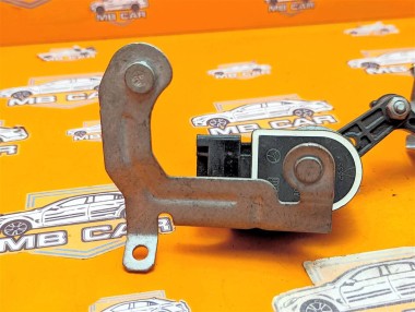 Датчик уровня пола MERCEDES-BENZ E-класс W213/S213/C238/A238 (2016 - 2021) — Разборка Мерседес