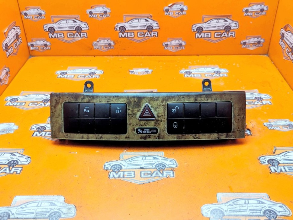 Блок кнопок MERCEDES-BENZ C-класс W203/S203/CL203 рестайлинг (2004 - 2008) фото 1 &mdash; Разборка Мерседес