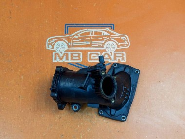 Патрубок впускного коллектора MERCEDES-BENZ E-класс W212/S212/C207/A207 (2009 - 2013) — Разборка Мерседес