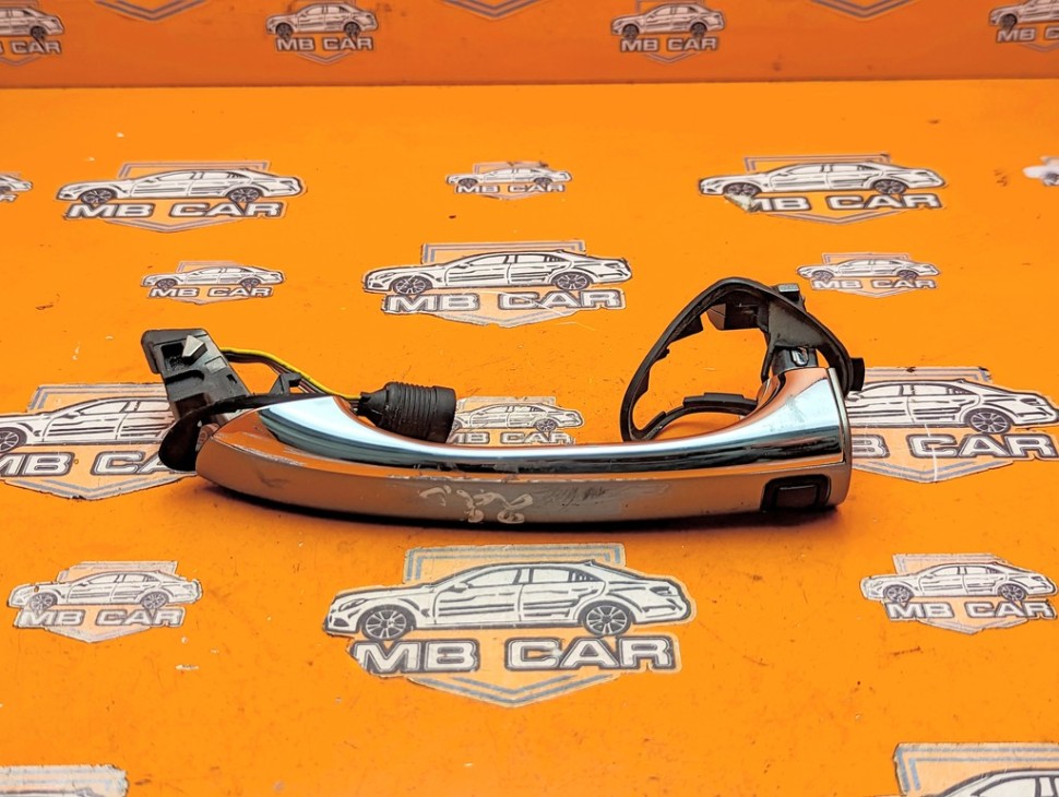 Ручка двери наружняя MERCEDES-BENZ S-класс W220 (1998 - 2005) фото 1 — Разборка Мерседес