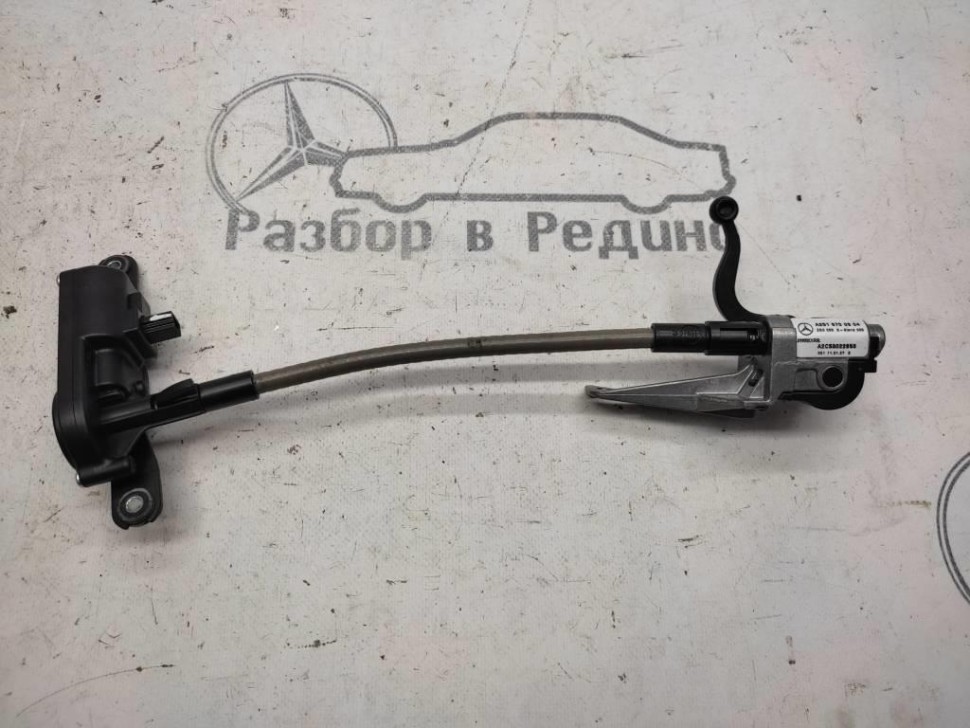 Моторчик задней форточки MERCEDES-BENZ R-класс W251 (2005 - 2007) фото 1 — Разборка Мерседес