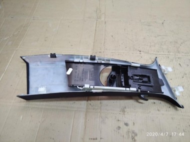 Накладка средней стойки MERCEDES-BENZ E-класс W212/S212/C207/A207 рестайлинг (2013 - 2016) — Разборка Мерседес