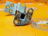 Петля двери MERCEDES-BENZ V-класс W638/W639 (1996 - 2003) V 220 2.1 D AT (122 л.с.) фото 2 &mdash; Разборка Мерседес