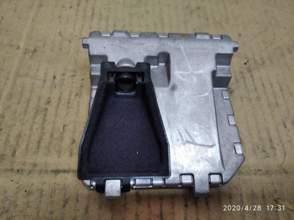 Камера многофункциональная MERCEDES-BENZ E-класс W212/S212/C207/A207 (2009 - 2013) фото 1 — Разборка Мерседес