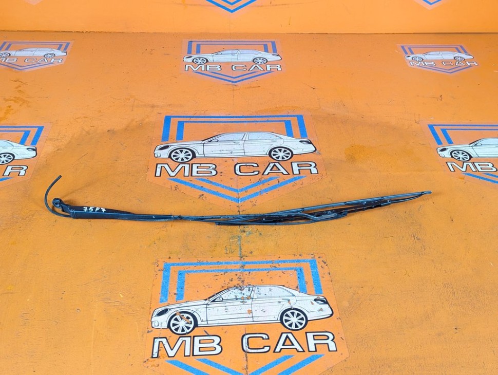 Поводок дворников MERCEDES-BENZ V-класс W638/W639 (1996 - 2003) V 220 2.1 D AT (122 л.с.) фото 1 &mdash; Разборка Мерседес