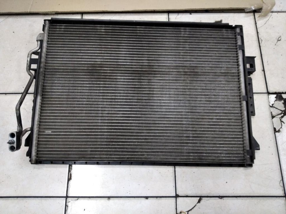 Радиатор кондиционера MERCEDES-BENZ S-класс W221 рестайлинг (2009 - 2013) фото 1 — Разборка Мерседес