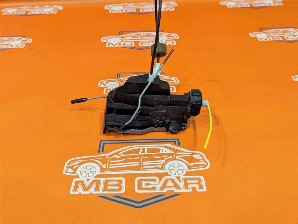 Замок двери передней правой MERCEDES-BENZ A-класс W168 рестайлинг (2001 - 2004) фото 1 — Разборка Мерседес