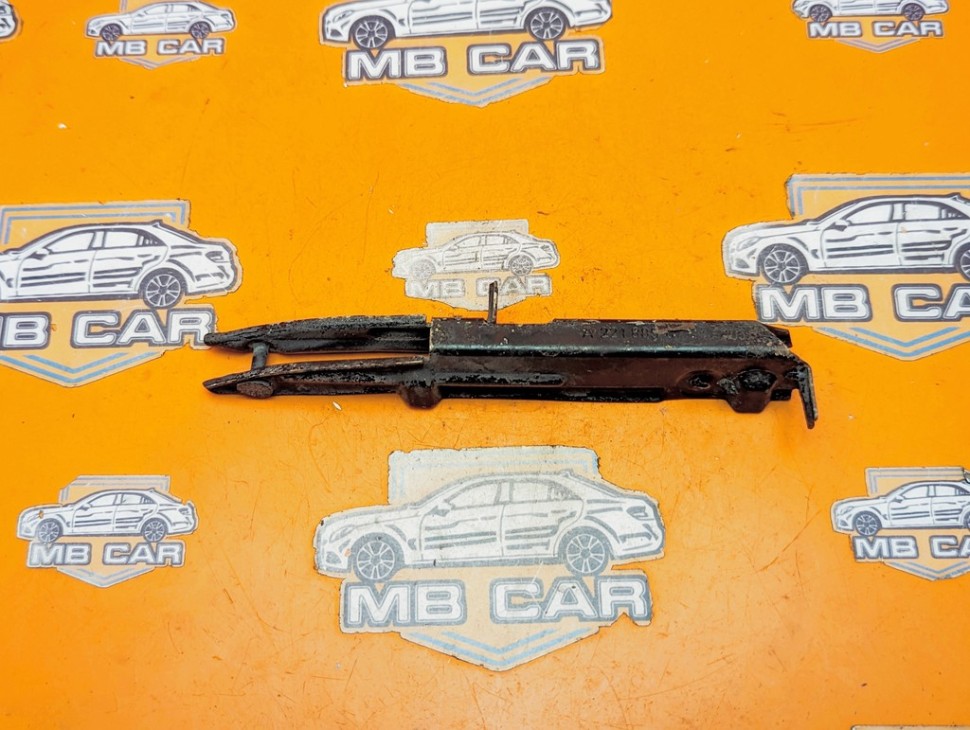 Кронштейн крепления бампера MERCEDES-BENZ S-класс W221 (2005 - 2009) фото 1 — Разборка Мерседес