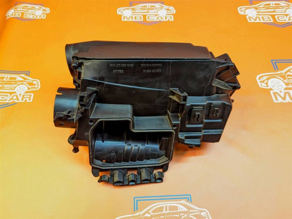 Корпус воздушного фильтра MERCEDES-BENZ C-класс W204/S204 (2006 - 2011) фото 1 — Разборка Мерседес