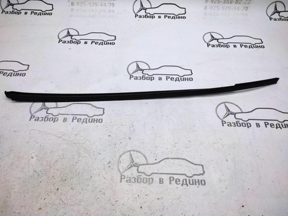 Молдинг лобового стекла MERCEDES-BENZ C-класс W203/S203/CL203 рестайлинг (2004 - 2008) фото 1 — Разборка Мерседес