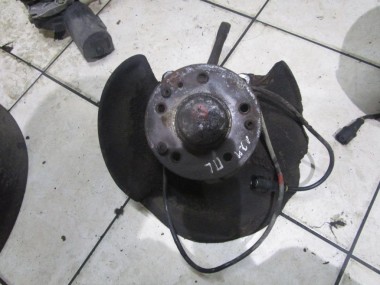 Кулак поворотный передний левый MERCEDES-BENZ E-класс W124/S124/C124/A124 (1984 - 1997) — Разборка Мерседес