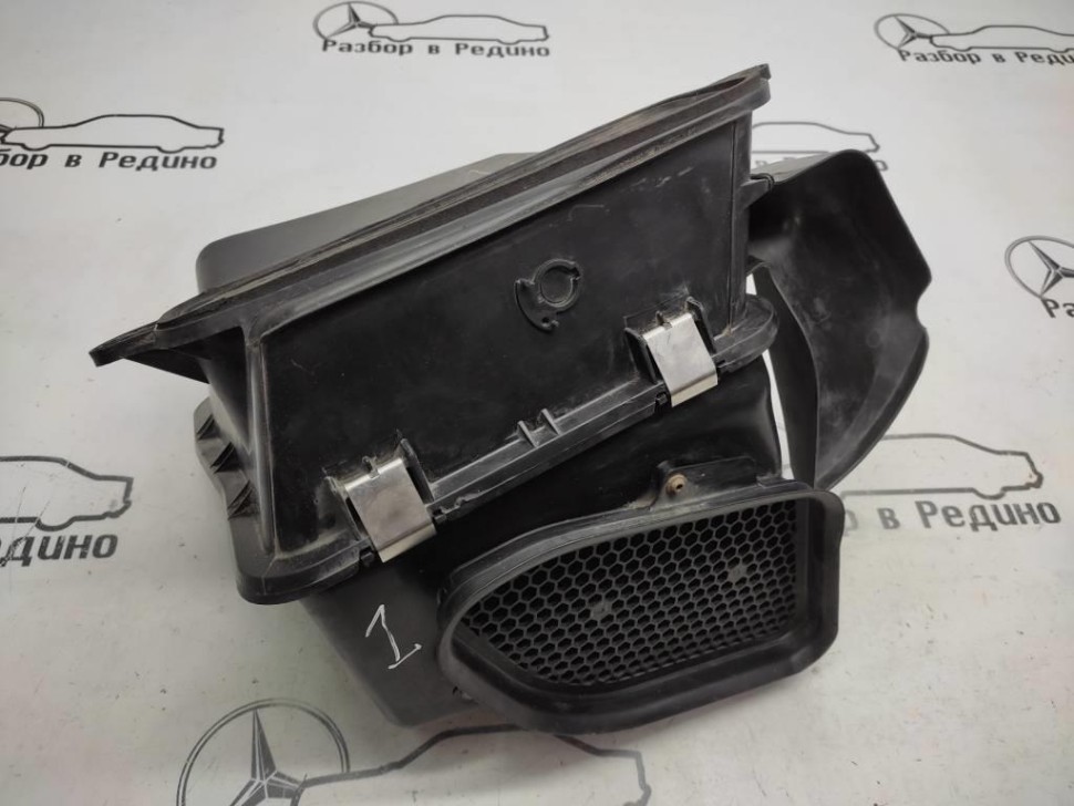 Воздухозаборник MERCEDES-BENZ M-класс W164 (2005 - 2008) фото 1 — Разборка Мерседес