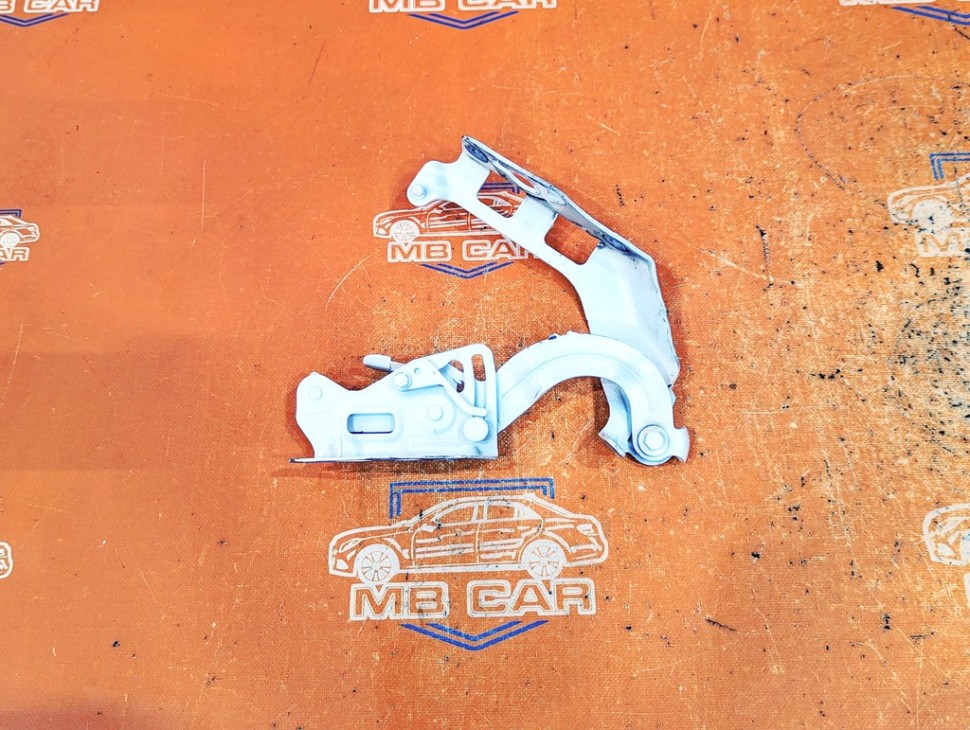 Петля капота MERCEDES-BENZ C-класс W205/S205/C205/A205 (2014 - 2018) фото 1 — Разборка Мерседес