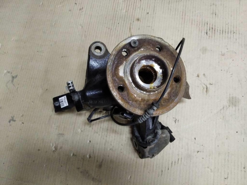 Кулак поворотный передний правый MERCEDES-BENZ V-класс W447 (2014 - 2025) фото 1 — Разборка Мерседес