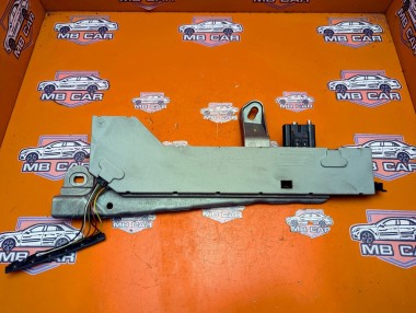 Усилитель антенны MERCEDES-BENZ E-класс W211/S211 (2002 - 2006) — Разборка Мерседес