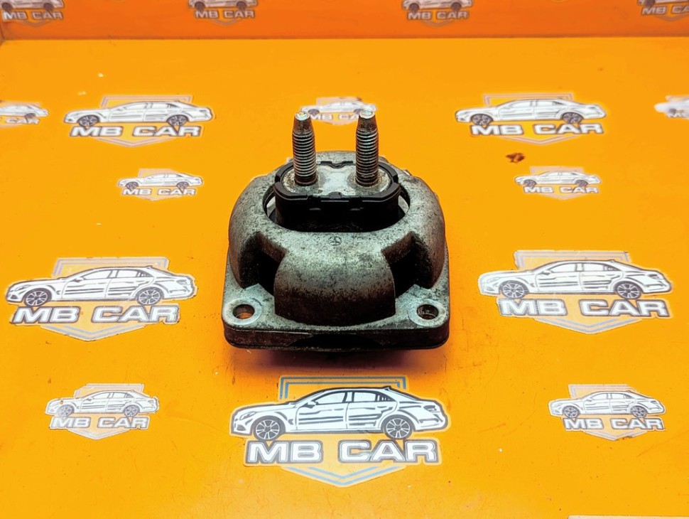 Опора КПП MERCEDES-BENZ R-класс W251 рестайлинг 2 (2010 - 2017) фото 1 — Разборка Мерседес