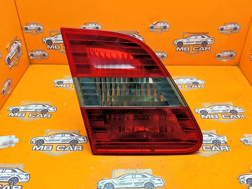 Фонарь крышки багажника MERCEDES-BENZ B-класс W245 (2005 - 2009) фото 1 &mdash; Разборка Мерседес