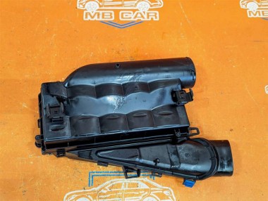 Корпус воздушного фильтра MERCEDES-BENZ S-класс W222/C217/A217 (2013 - 2017) — Разборка Мерседес