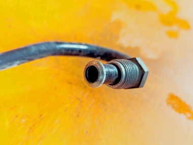 Трубка гидроподвески MERCEDES-BENZ CL-класс C215 (1999 - 2002) &mdash; Разборка Мерседес