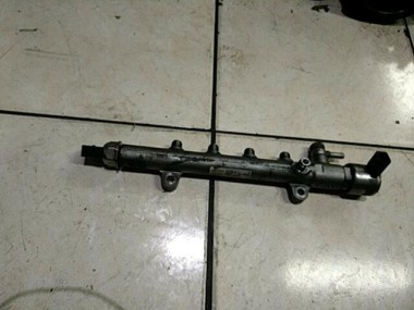 Рампа топливная MERCEDES-BENZ Sprinter W906 (2006 - 2019) — Разборка Мерседес