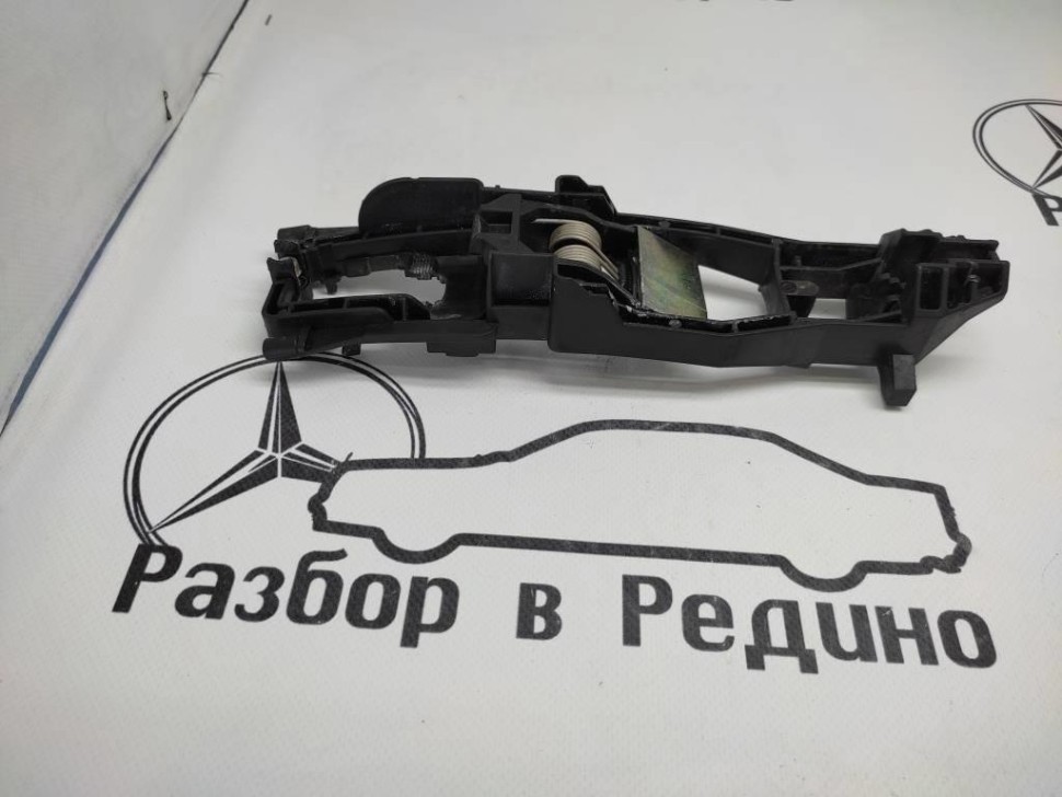 Ответная часть замка двери MERCEDES-BENZ C-класс W203/S203/CL203 рестайлинг (2004 - 2008) фото 1 — Разборка Мерседес