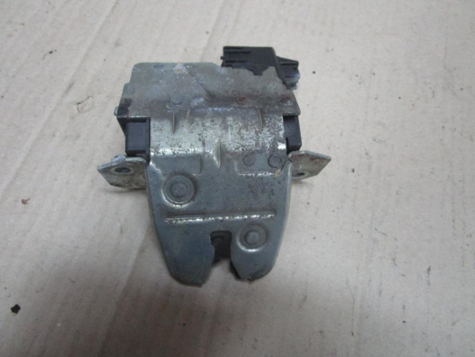 Замок багажника MERCEDES-BENZ C-класс W203/S203/CL203 (2000 - 2004) фото 1 — Разборка Мерседес