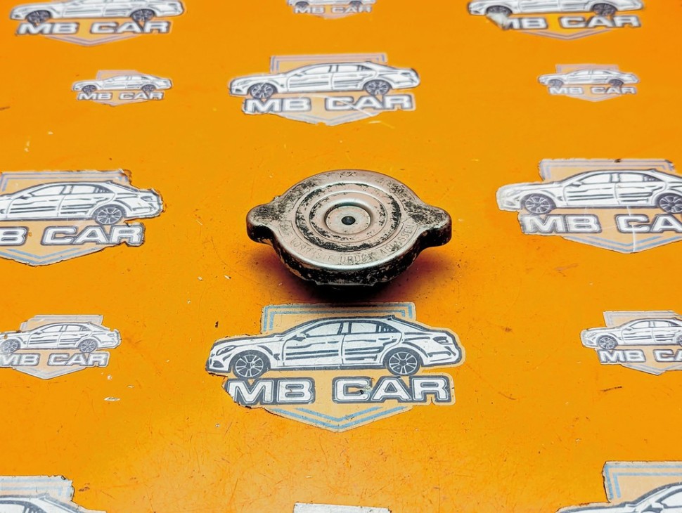 Крышка радиатора MERCEDES-BENZ S-класс W140 (1991 - 1998) фото 1 — Разборка Мерседес