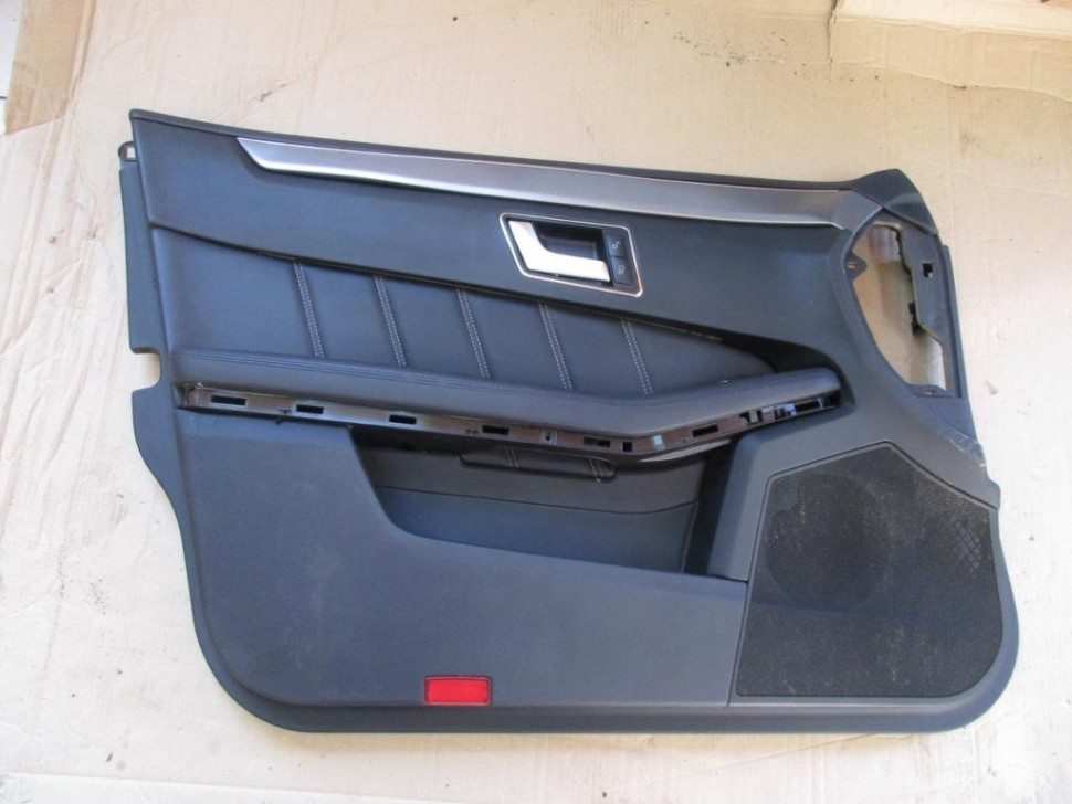 Карта двери передняя левая MERCEDES-BENZ E-класс W212/S212/C207/A207 рестайлинг (2013 - 2016) фото 1 — Разборка Мерседес