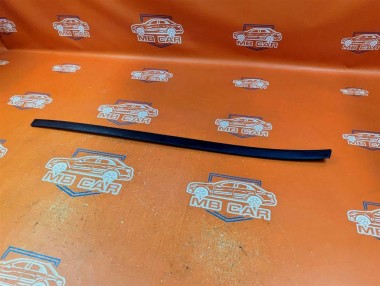 Молдинг лобового стекла MERCEDES-BENZ R-класс W251 (2005 - 2007) — Разборка Мерседес