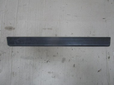 Молдинг двери MERCEDES-BENZ W124 W124/S124/C124/A124 (1984 - 1993) — Разборка Мерседес