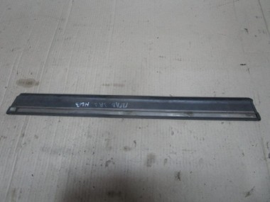 Молдинг двери MERCEDES-BENZ W124 W124/S124/C124/A124 (1984 - 1993) — Разборка Мерседес