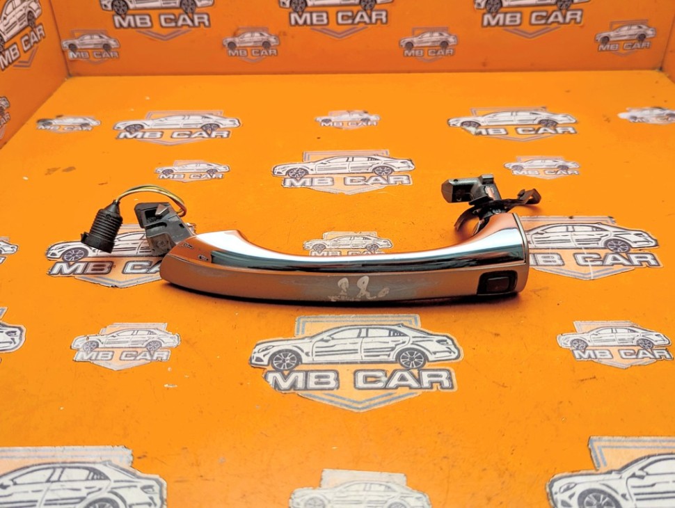 Ручка двери наружняя MERCEDES-BENZ S-класс W220 (1998 - 2005) фото 1 — Разборка Мерседес