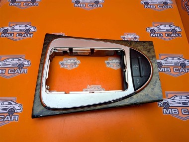 Накладка кулисы МКПП MERCEDES-BENZ E-класс W211/S211 (2002 - 2006) — Разборка Мерседес