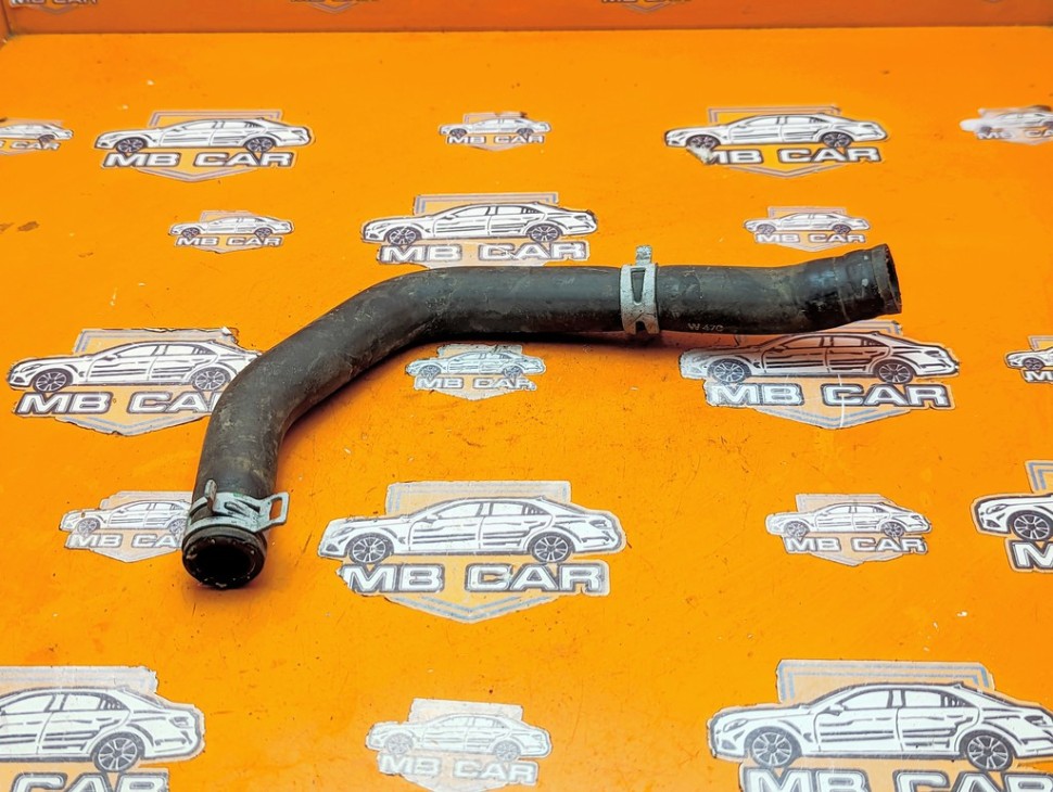 Патрубок ОЖ MERCEDES-BENZ GLA-класс H247 (2019 - 2023) фото 1 &mdash; Разборка Мерседес