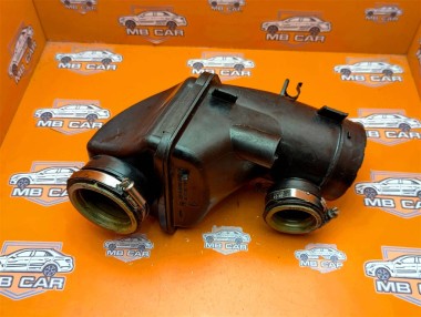 Патрубок воздушный MERCEDES-BENZ B-класс W246 (2011 - 2014) — Разборка Мерседес