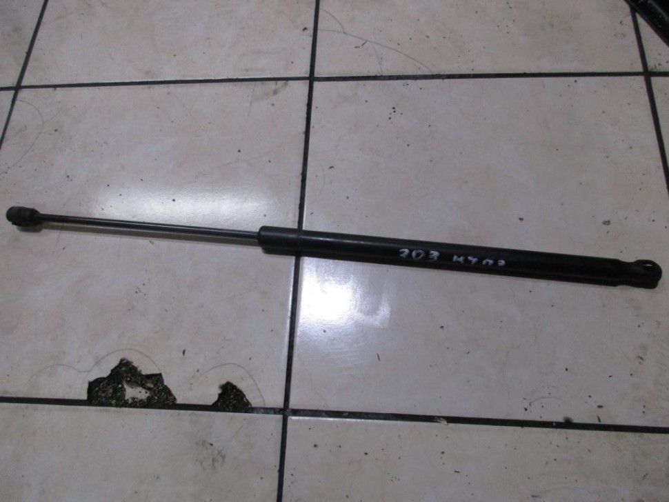 Амортизатор крышки багажника MERCEDES-BENZ C-класс W203/S203/CL203 (2000 - 2004) фото 1 — Разборка Мерседес