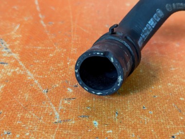 Патрубок ОЖ MERCEDES-BENZ S-класс W220 рестайлинг (2002 - 2005) &mdash; Разборка Мерседес