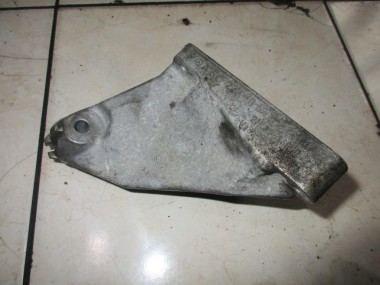 Лапа правая MERCEDES-BENZ E-класс W211/S211 рестайлинг (2006 - 2009) — Разборка Мерседес