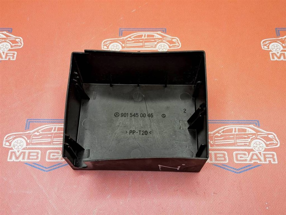 Крышка MERCEDES-BENZ Sprinter W901-905 (1995 - 2006) фото 1 — Разборка Мерседес