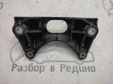 Кронштейн АКПП MERCEDES-BENZ C-класс W205/S205/C205/A205 (2014 - 2018) — Разборка Мерседес