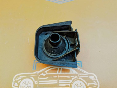 Маслозаливная горловина MERCEDES-BENZ Vito W639 рестайлинг (2010 - 2014) — Разборка Мерседес