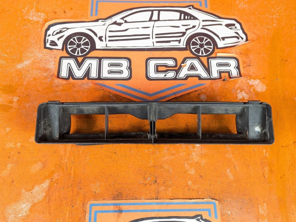 Воздуховод MERCEDES-BENZ CLK-класс C208/A208 (1997 - 2000) фото 1 &mdash; Разборка Мерседес